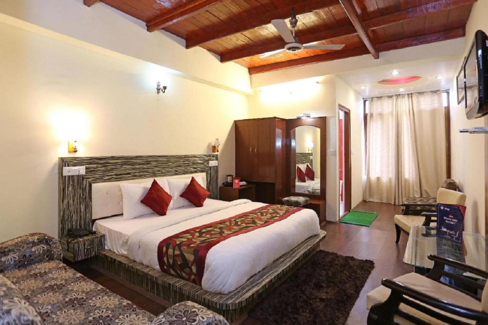 Goroomgo Moon Nainital Near Naini Lake - Parking & Lift Facilities -Hygiene And Spacious Room - Best Seller Kültér fotó