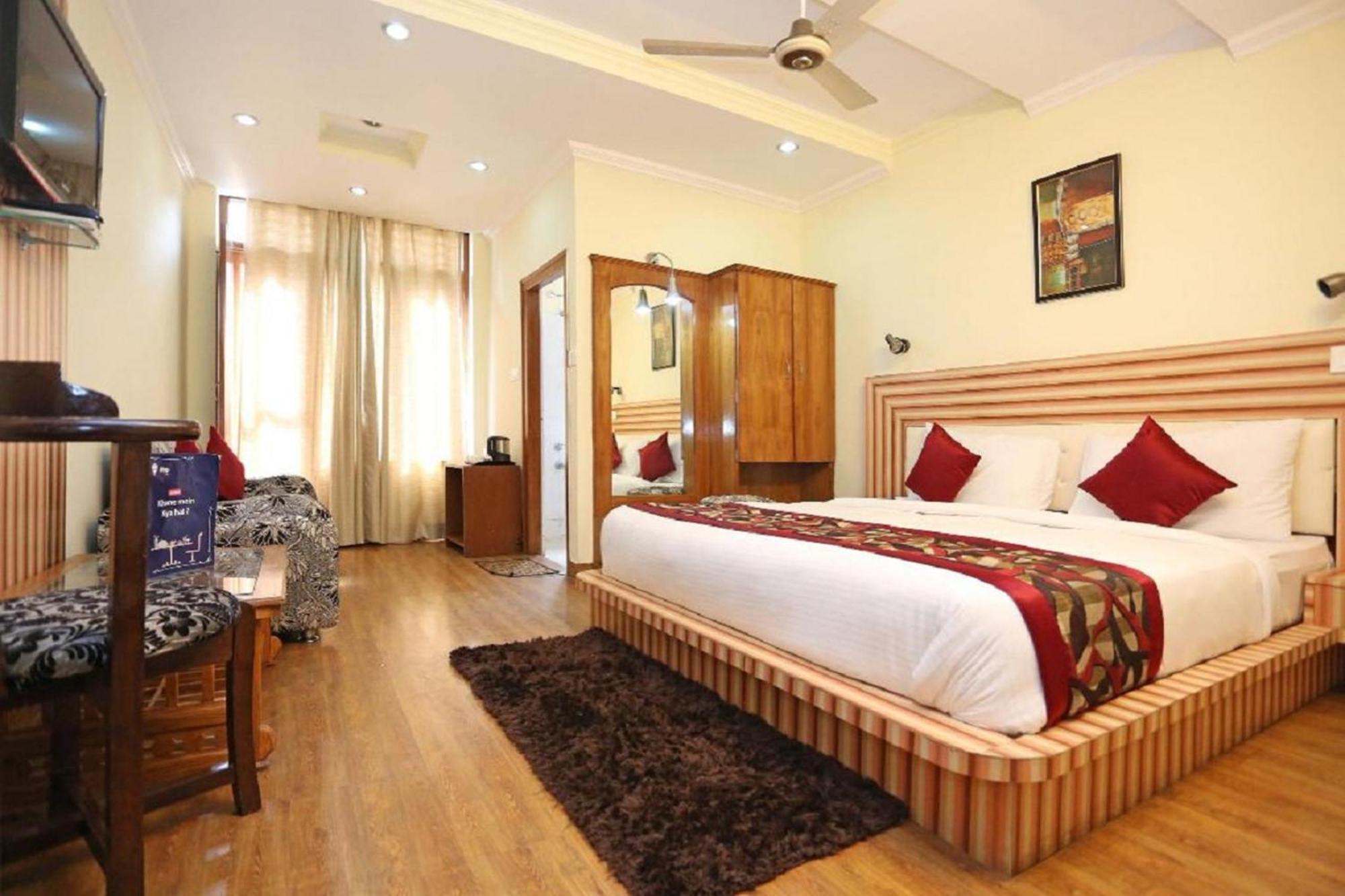 Goroomgo Moon Nainital Near Naini Lake - Parking & Lift Facilities -Hygiene And Spacious Room - Best Seller Kültér fotó